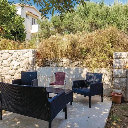 Awesome In With House Sea View Povljana